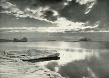 'The Falling of the Long Polar Night', c1910–1913, (1913).  Artist: Herbert Ponting.
