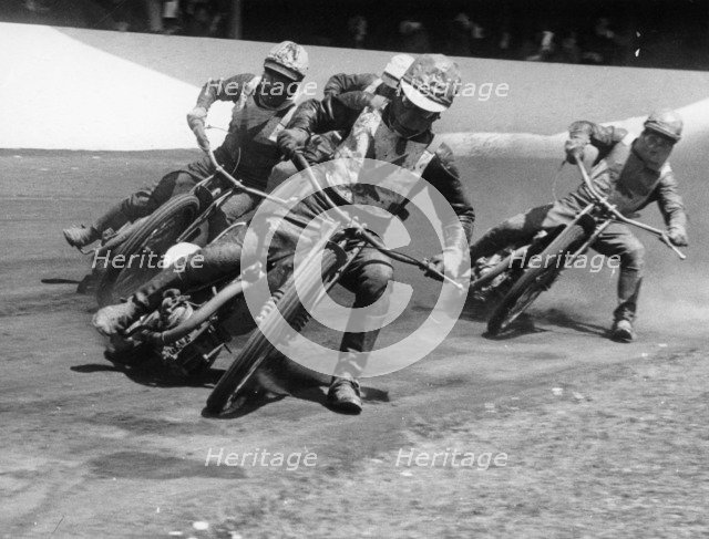 Speedway race at Exeter, Devon, c1952-c1953. Artist: Unknown