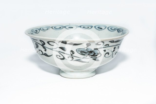 Blue and white bowl, 13th century. Artist: Unknown.