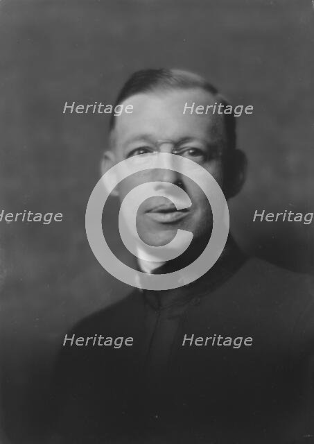 Dodge, A.H., Dr., portrait photograph, 1917 Oct. 2. Creator: Arnold Genthe.