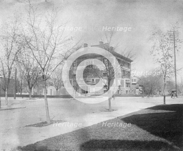 George S. Fraser House, R St. and Conn. Ave., N.W., Washington, D.C., between 1890 and 1950. Creator: Frances Benjamin Johnston.