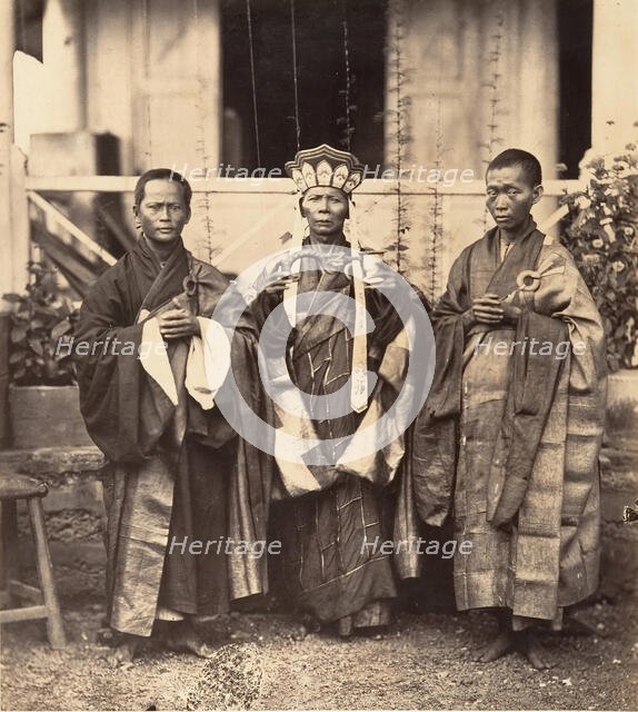 Bonzes de la Pagoda Chinoise (Cholen), Saïgon, Cochinchine, 1866. Creator: Emile Gsell.