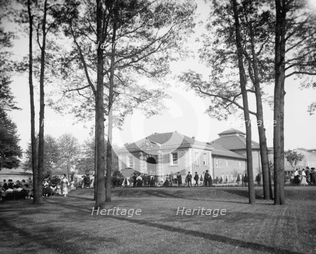 Aquarium, Belle Isle Park, Detroit, Mich., between 1900 and 1910. Creator: Unknown.