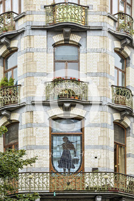 La Porteuse d'Eau, Saint-Gilles, Brussels, Belgium, (1904), c2014-c2017. Artist: Alan John Ainsworth.