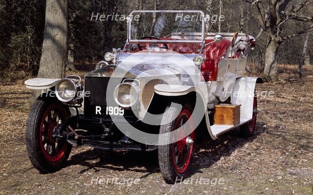 1909 Rolls-Royce Silver Ghost. Artist: Unknown