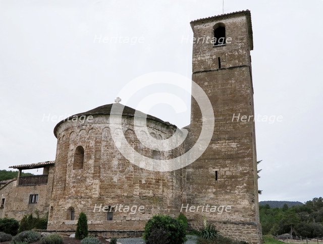 Church of Sant Esteve of Olius, 12th century, the bell tower was built in the 16th century.