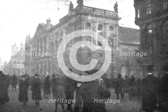 'La Nouvelle Europe; la guerre civile a Berlin; les facades mitraillees du Marstall..., 1918. Creator: Unknown.