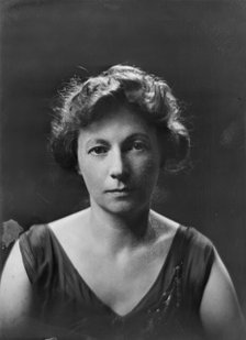 Mrs. M.A. Stuart, portrait photograph, 1919 Sept. 15. Creator: Arnold Genthe.