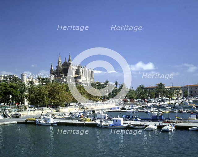 Palma Cathedral & Harbour, Majorca, Spain.