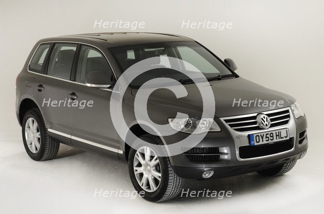 2009 Volkswagen Touareg V6 Tdi Artist: Unknown.