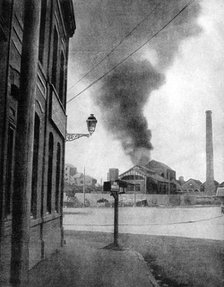 Bombardment of a mine by the Germans, Pas-de-Calais, France, 1915. Artist: Unknown