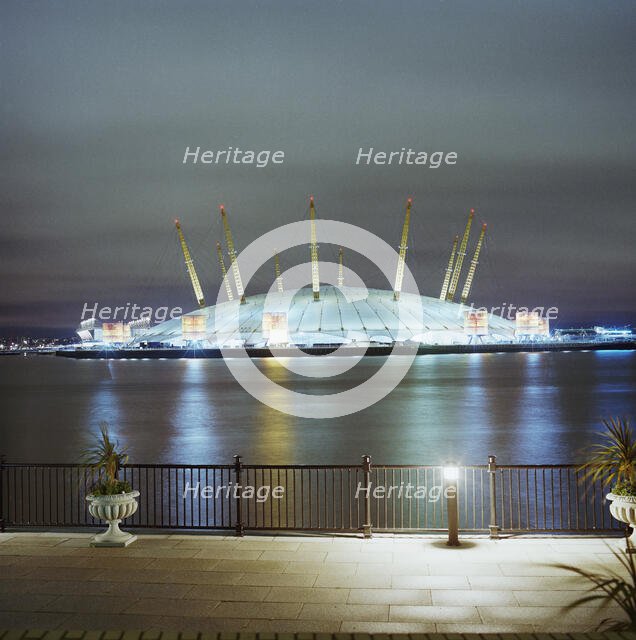 Millennium Dome, Drawdock Road, Greenwich, London, 01/12/1999. Creator: John Laing plc.
