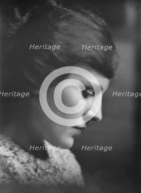 Dillingham, Charles, Mrs., portrait photograph, 1915. Creator: Arnold Genthe.