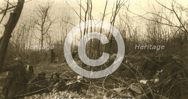 'Au Bois Des Caures; En soutien a la corne Sud du bois, le meme matin, des elements..., 1916 (1924) Creator: Unknown.