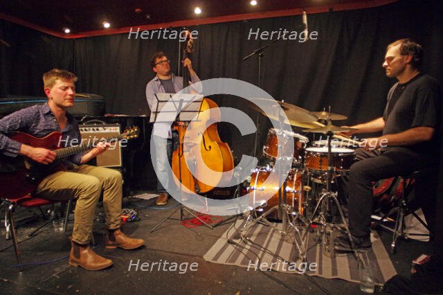 Tom Ollendorf, Conor Chaplin and Ari Hoenig, Verdict Jazz Club, Brghton, E. Sussex, 6th Oct. 2021. Creator: Brian O'Connor.