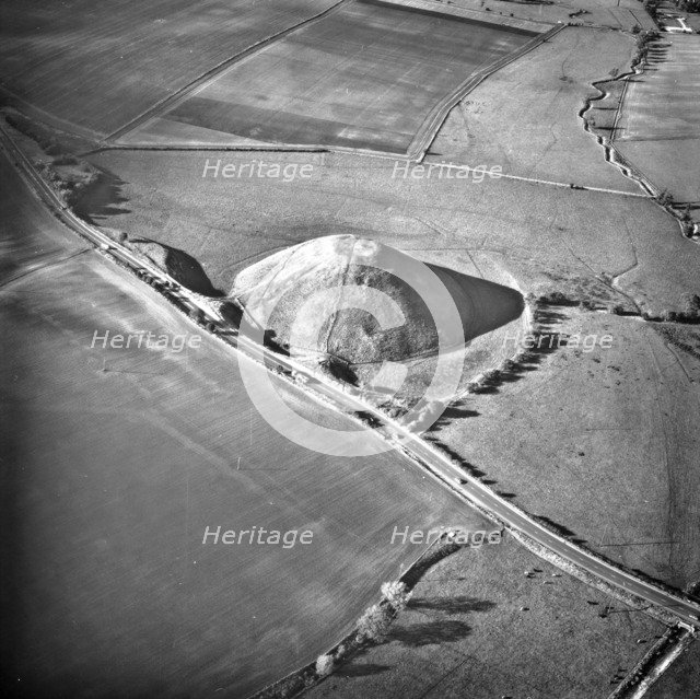 Silbury Hill, Wiltshire, 1988. Artist: EH/RCHME staff photographer