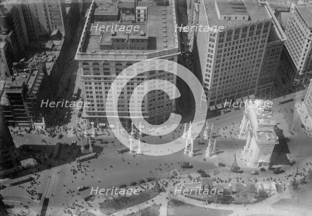 From Met. Bldg., 1918 or 1919. Creator: Bain News Service.