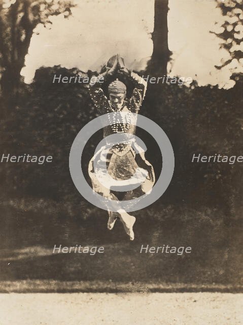[Nijinsky in "Danse siamoise" from the "Orientales"], 1910. Creator: Eugène Druet.
