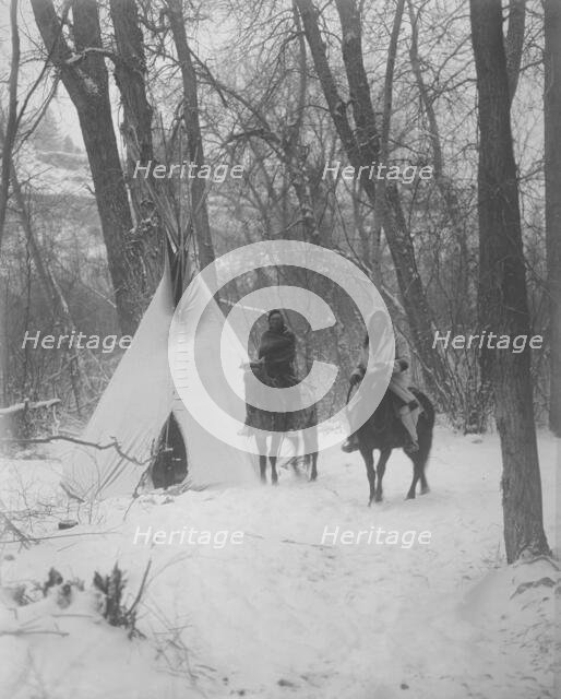 The winter camp-Apsaroke, c1908. Creator: Edward Sheriff Curtis.