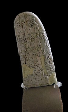 Egyptian ivory handle of a dagger. Artist: Unknown