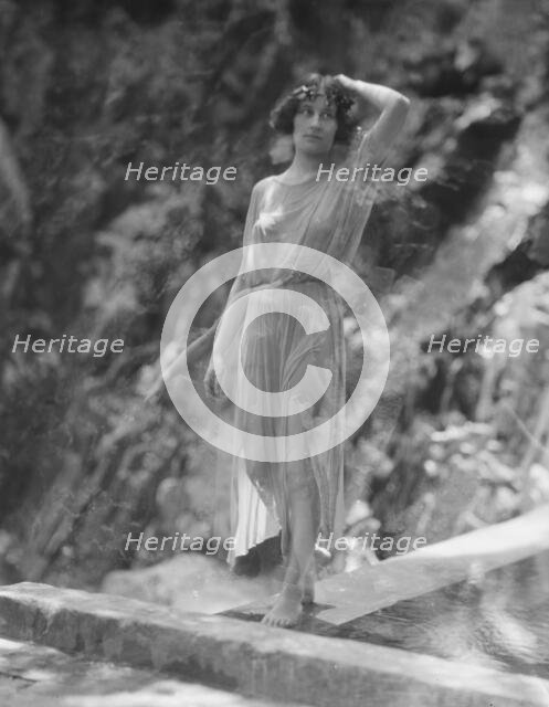 Tonetti, Miss, at Sneding's Landing, 1921 June 7. Creator: Arnold Genthe.