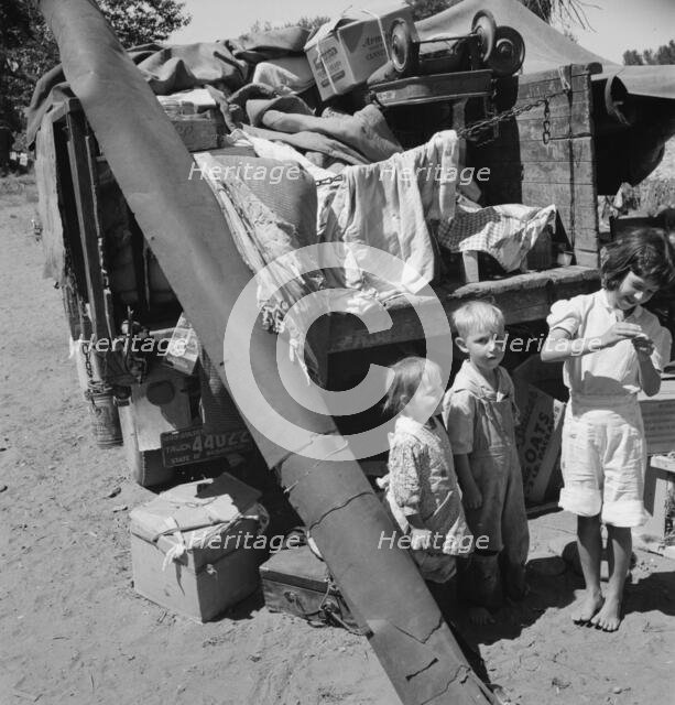 Migratory children living in "Rambler's Park", Yakima Valley, Washington, 1939. Creator: Dorothea Lange.