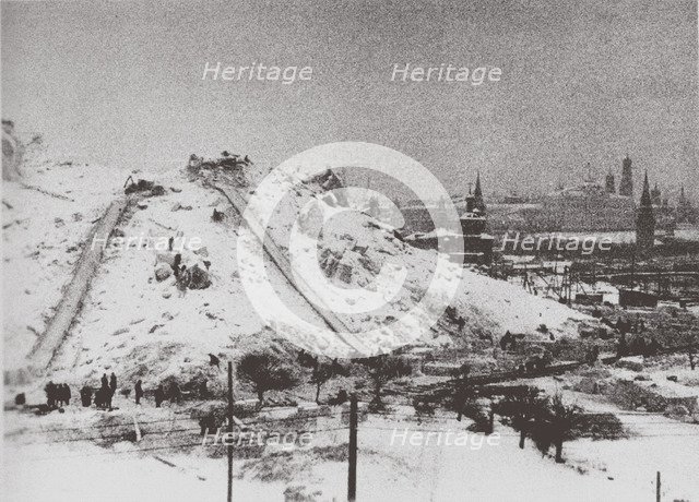 The Demolition of the Cathedral of Christ the Saviour in Moscow, 1931. Artist: Ilf, Ilya Arnoldovich (1897-1937)