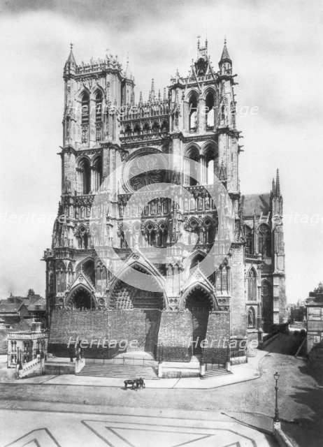 Amiens Cathedral, Picardy, France, 1918. Artist: Unknown