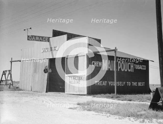 U.S. 99, Fresno County, California, 1939. Creator: Dorothea Lange.