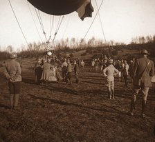 Basket of barrage balloon, c1914-c1918. Artist: Unknown.