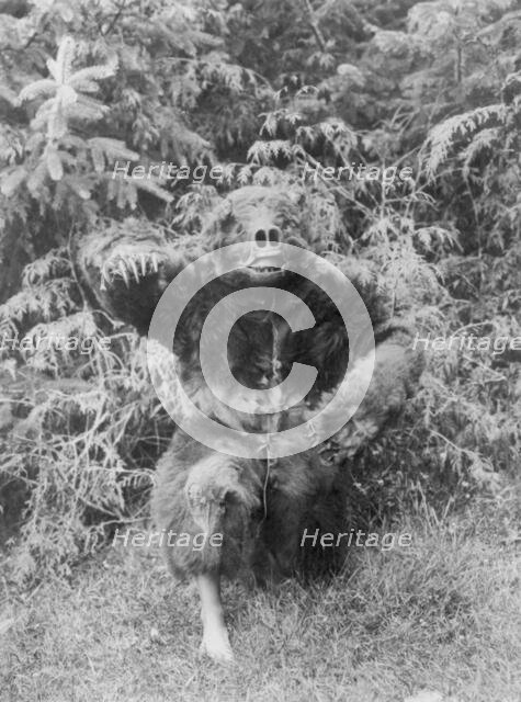 Nane-Qagyuhl, c1914. Creator: Edward Sheriff Curtis.