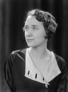 Rosalee Brown, Portrait, 1933. Creator: Harris & Ewing.