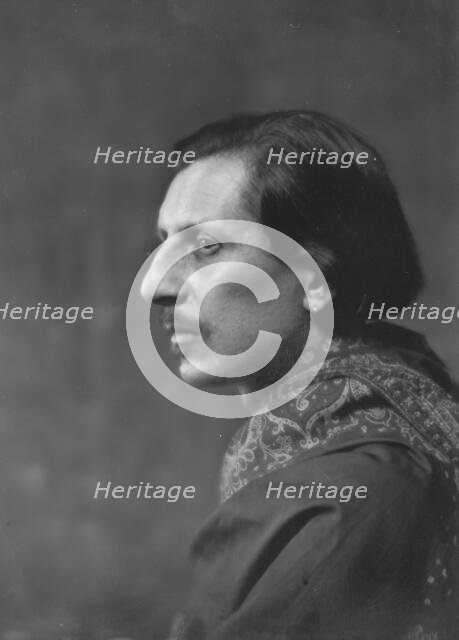 Coomarasumay, Dr., portrait photograph, 1916 Mar. 14. Creator: Arnold Genthe.