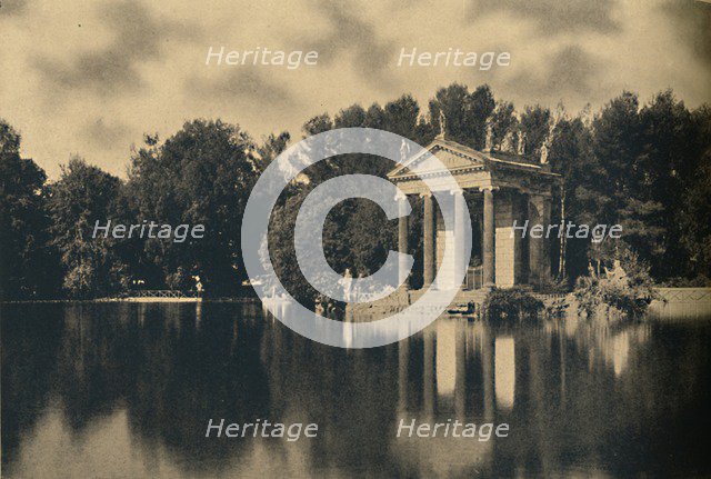 'Roma - Villa Borghese (Umberto I.) - Little Temple in the Lake-Garden', 1910. Artist: Unknown.