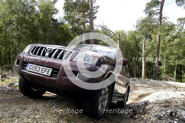 2003 Toyota Landcruiser. Artist: Unknown.