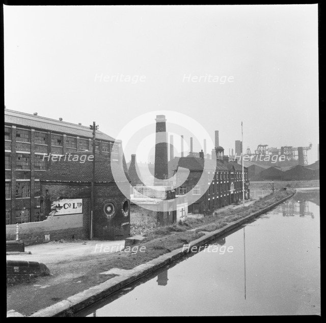 Etruria Pottery Works, Stoke-on-Trent, Staffordshire, 1965-1968. Creator: Eileen Deste.