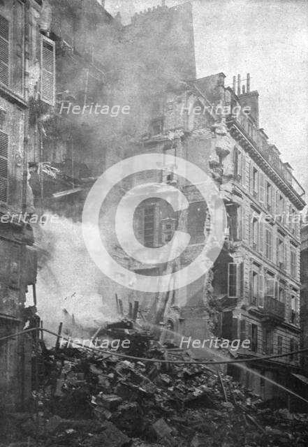 'Quelques Points de Chute; Rue Geoffroy-Marie, no 5, ou les locataires, refugies dans les..., 1918. Creator: Unknown.