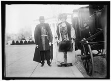 White House visitors, Washington, D.C., between 1910 and 1917. Creator: Harris & Ewing.
