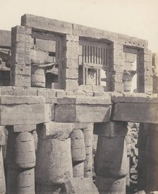 Karnak (Thèbes), Palais - Salle Hypostyle - Fenêtre et Chapiteaux des ..., 1851-52, printed 1853-54. Creator: Félix Teynard.