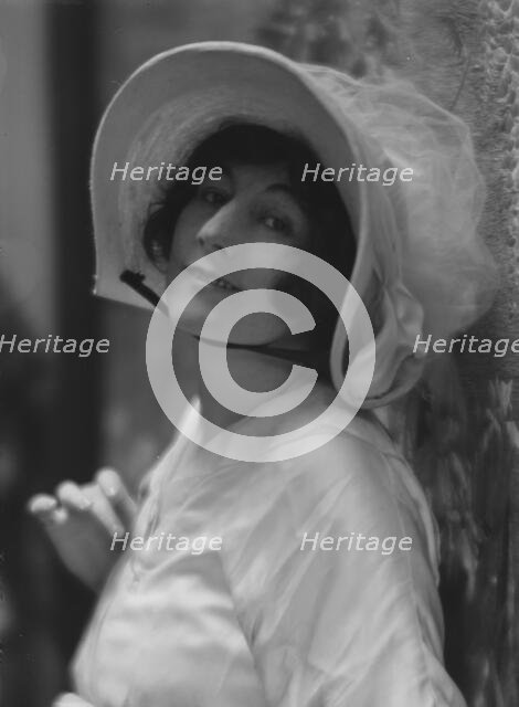 Krall, C., Miss, portrait photograph, 1913. Creator: Arnold Genthe.