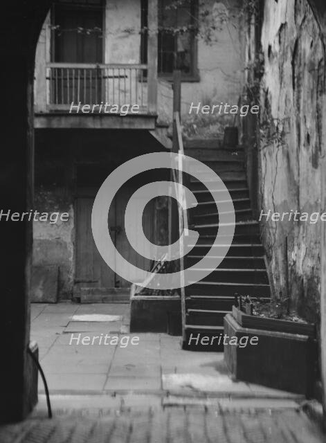 Courtyard, New Orlenas, between 1920 and 1926. Creator: Arnold Genthe.
