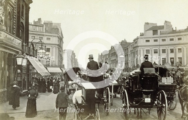 Regent Circus, London, c1880. Artist: Unknown