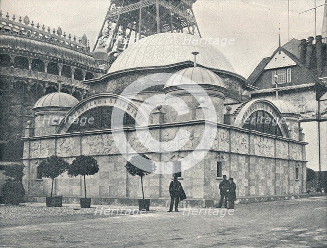 'Peninsular and Oriental Pavilion (River Front)', c1900. Creator: Unknown.