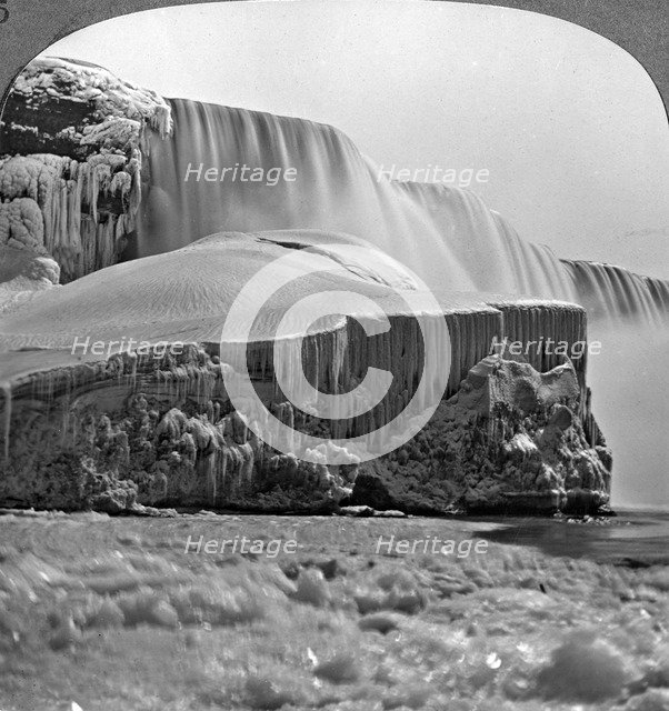 American Falls, Niagara Falls, in winter, New York, USA.Artist: Realistic Travels Publishers