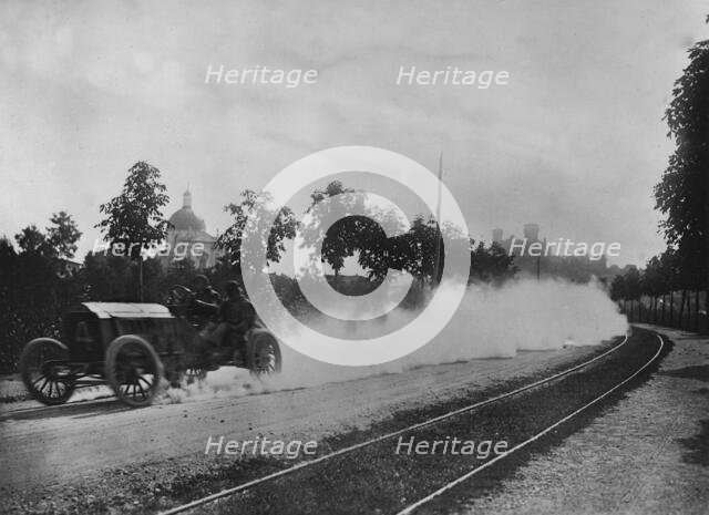 French racing driver Henry Rougier's De Dietrich 24/28, Coppa Florio, Brescia, Italy, 1905. Creator: Unknown.
