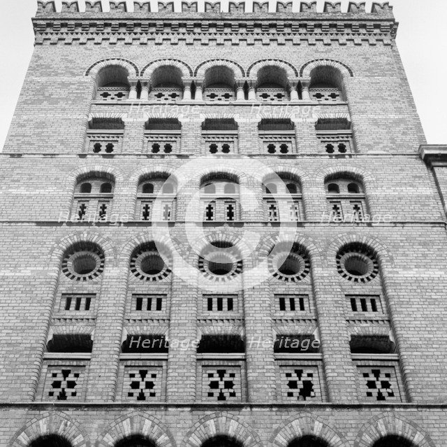 Welsh Back Granary, Bristol, 1945. Artist: Eric de Maré