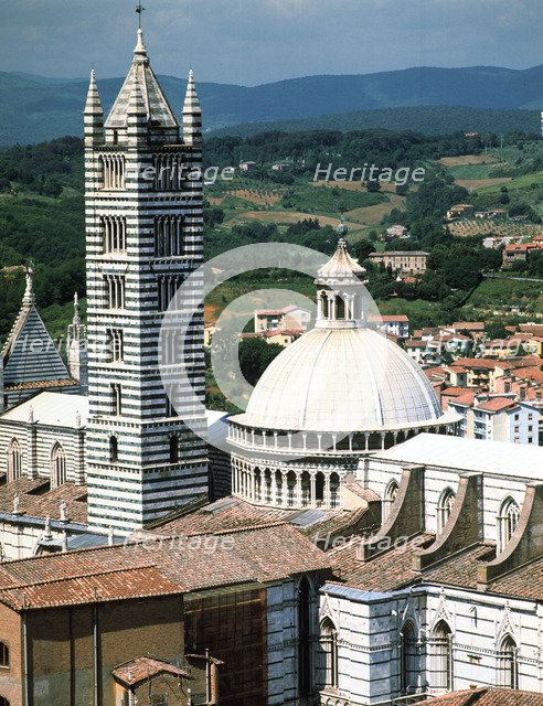 Panorama to Cathedral, Sienna, Tuscany, Italy.