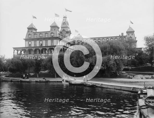 Hotel Crossmon, Thousand Islands, (1901?). Creator: Unknown.
