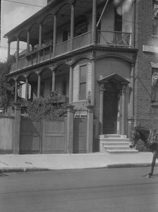 Two-story house, [Johnston House (built 1800) at 281 Meeting Street], Charleston..., c1920-c1926. Creator: Arnold Genthe.