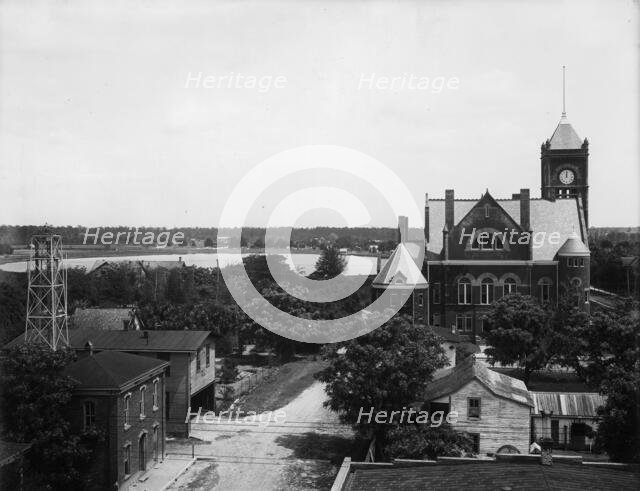 Court House and Lake Eola from Hotel San Juan, Orlando, Fla., c1904. Creator: Unknown.